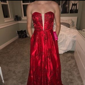 Cachet Red Strapless Prom Dress